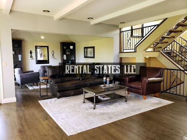 Foto del edificio - 4 bedroom in Colorado Springs CO 80906