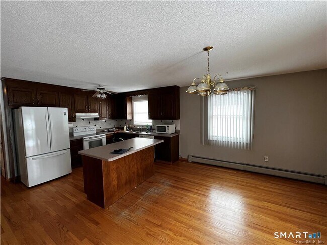 Foto del edificio - 58 Charles St