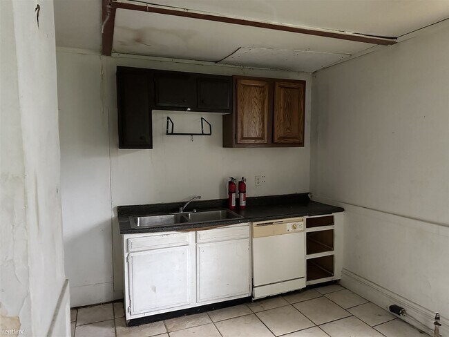 Foto del edificio - 3 br, 1 bath House - 1810 North North Street