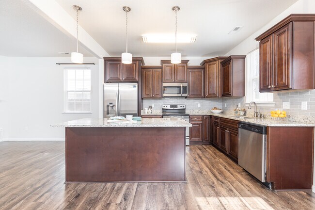 Cocina - 132 S Thalia Rd