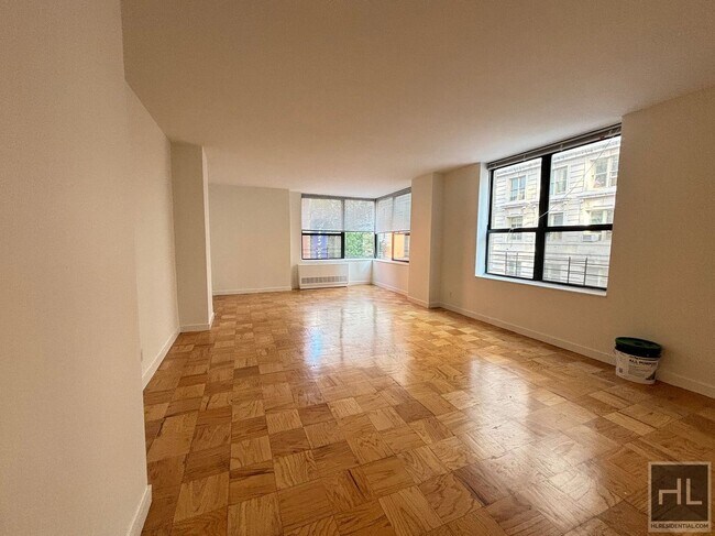 Building Photo - West 87th Street