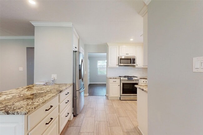 Foto del edificio - 5850 Braesheather Dr