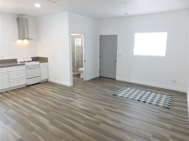 Foto del edificio - 7353 Quartz Ave