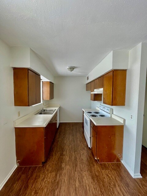 Foto del edificio - 8281 Shadow Wood Dr