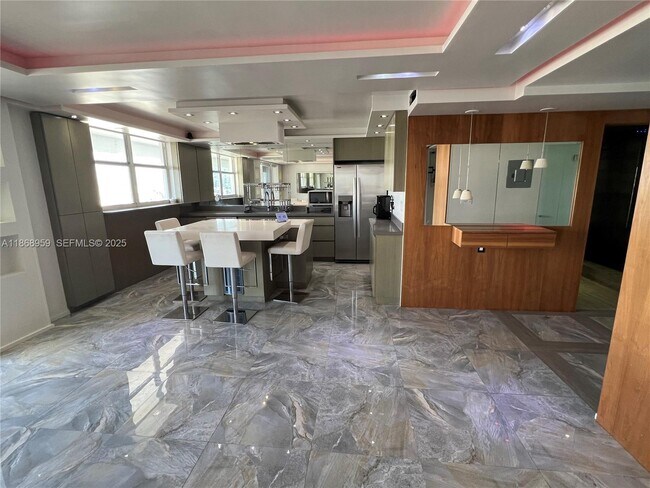 Foto del edificio - 401 Ocean Dr