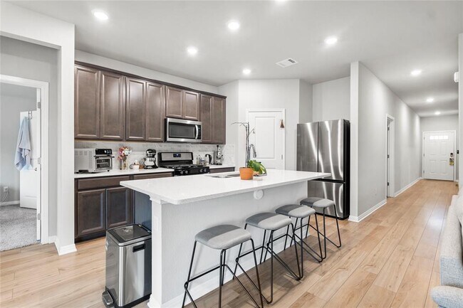 Foto del edificio - 11701 Copperstone Ave