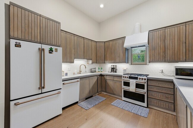 Building Photo - 3674 E Oak Rim Way