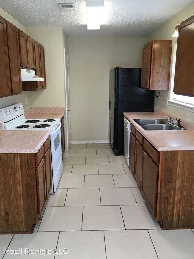 Foto del edificio - 3 br, 2 bath House - 3210 Lake Charles