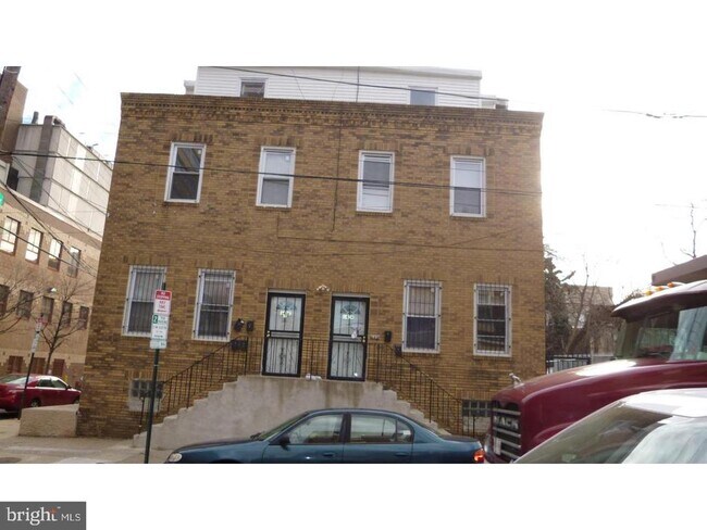 Building Photo - 1414 W Tioga St