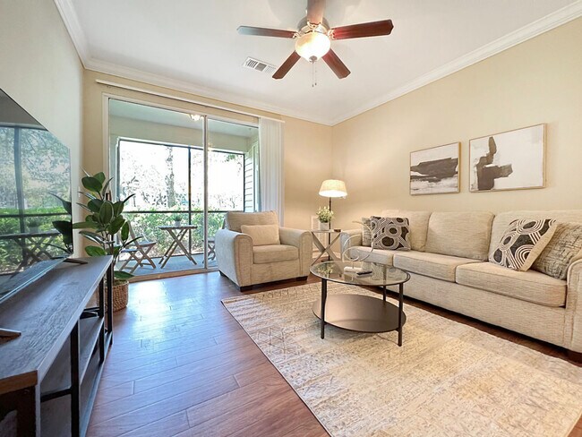 Foto del edificio - 25150 Lovegrass Dr