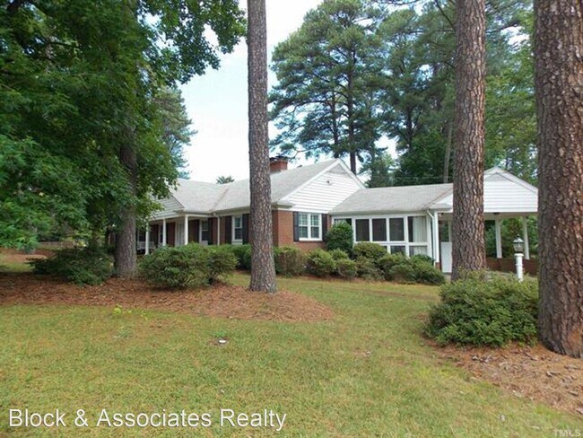 Building Photo - 4 br, 3 bath House - 1012 Westwood Drive