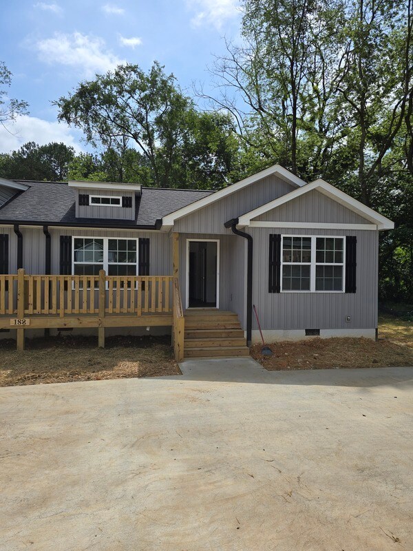 Building Photo - 188 Silas Wy