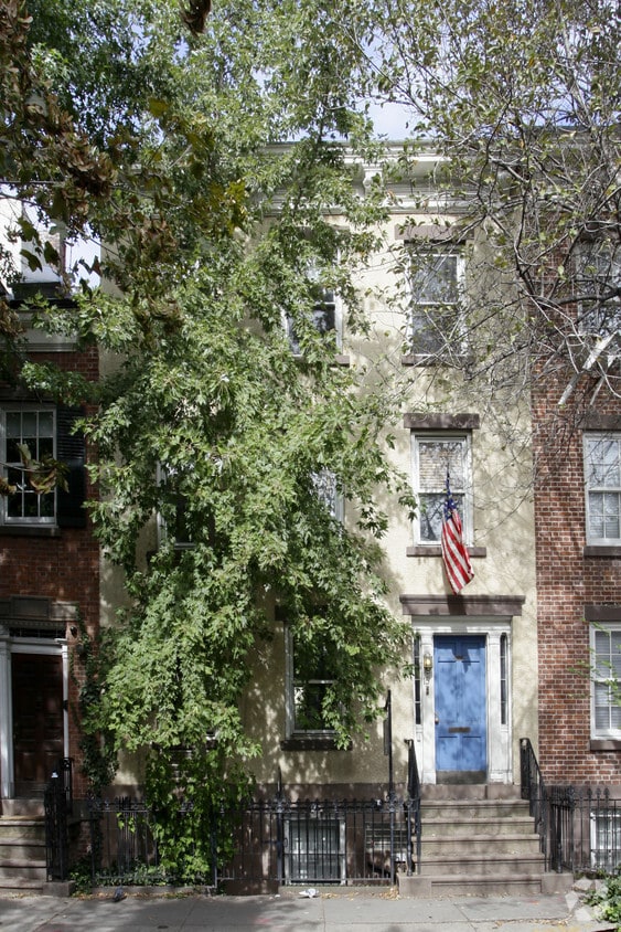 Building Photo - 15 Commerce St