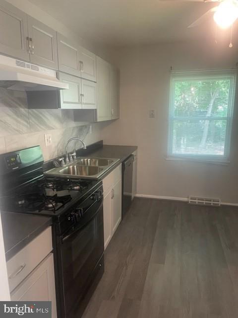 Building Photo - 9517 Pryde Dr