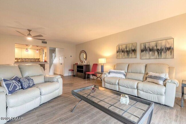 Foto del edificio - 2750 Ocean Shore Blvd