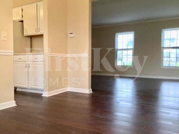 Foto del edificio - 9742 Coventry Ct