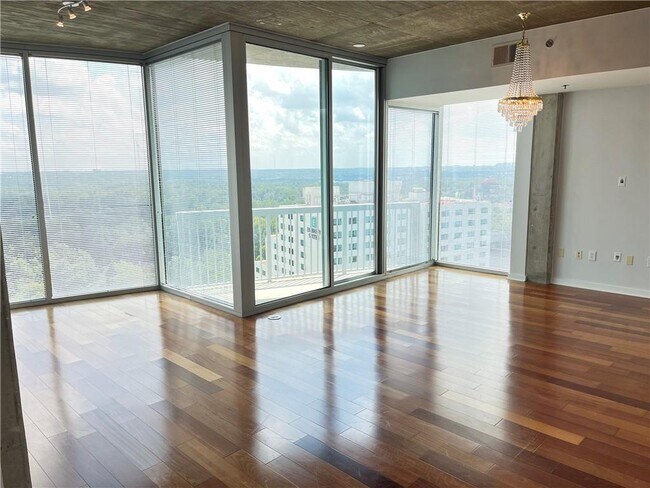 Building Photo - 3324 Peachtree Rd NE