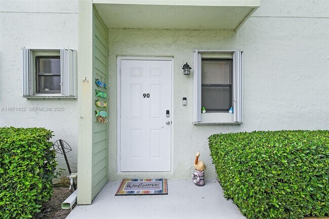 Foto del edificio - 9421 S Ocean Dr