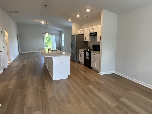 Foto del edificio - 7262 Heirloom Ln