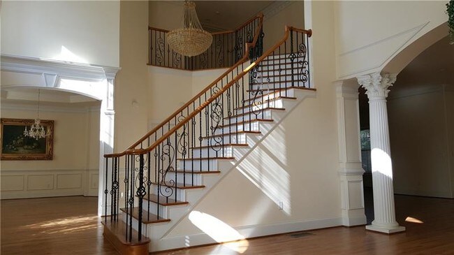 Building Photo - 4001 Regency Lake Trail