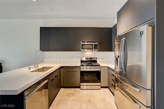 Building Photo - 353 E Bonneville Ave