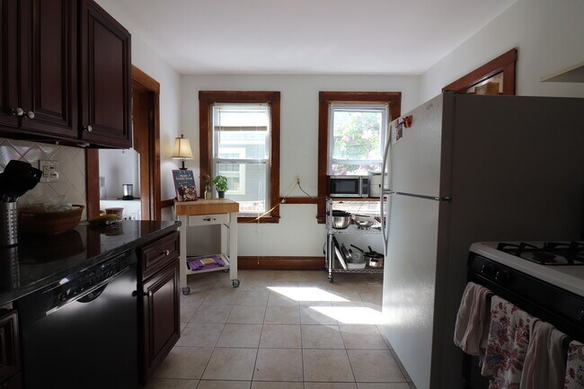 Foto del edificio - 209 Aspinwall Ave