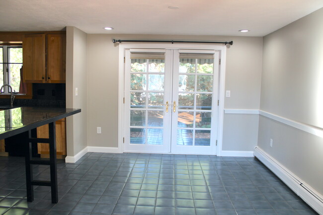 Dining room - 4 Clark St