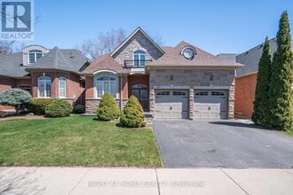 Building Photo - 113 Mackey Dr