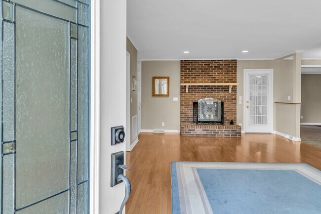 Foto del edificio - 412 Winwood Dr