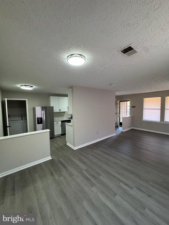 Building Photo - 3269 Indian King Ct