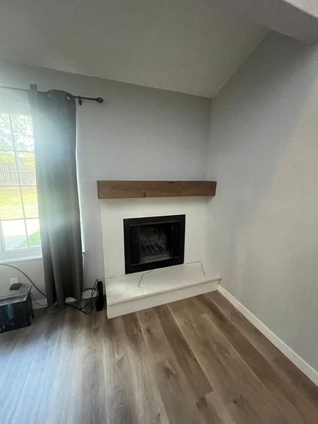 Foto del edificio - Charming Arvada Townhome with Private Pati...