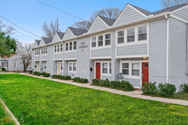 Foto del edificio - 3594 Jefferson St