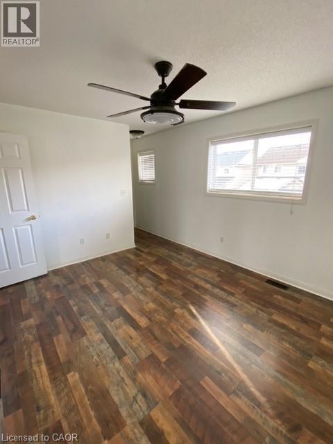 Building Photo - 1065 Barclay Cir