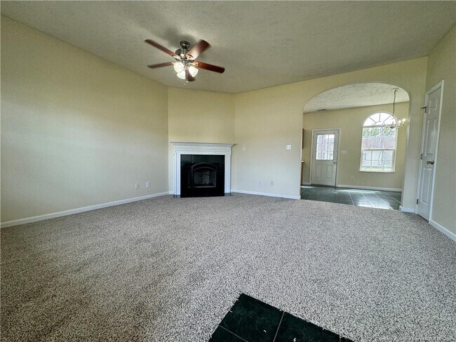 Building Photo - 3440 Ireland Dr