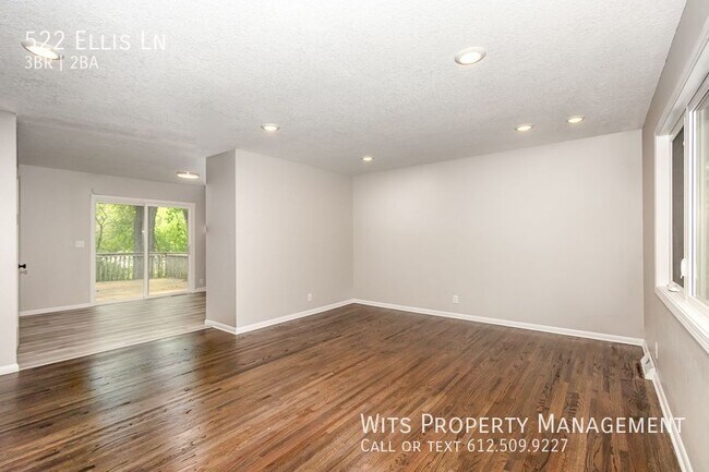 Foto del edificio - 522 Ellis Ln