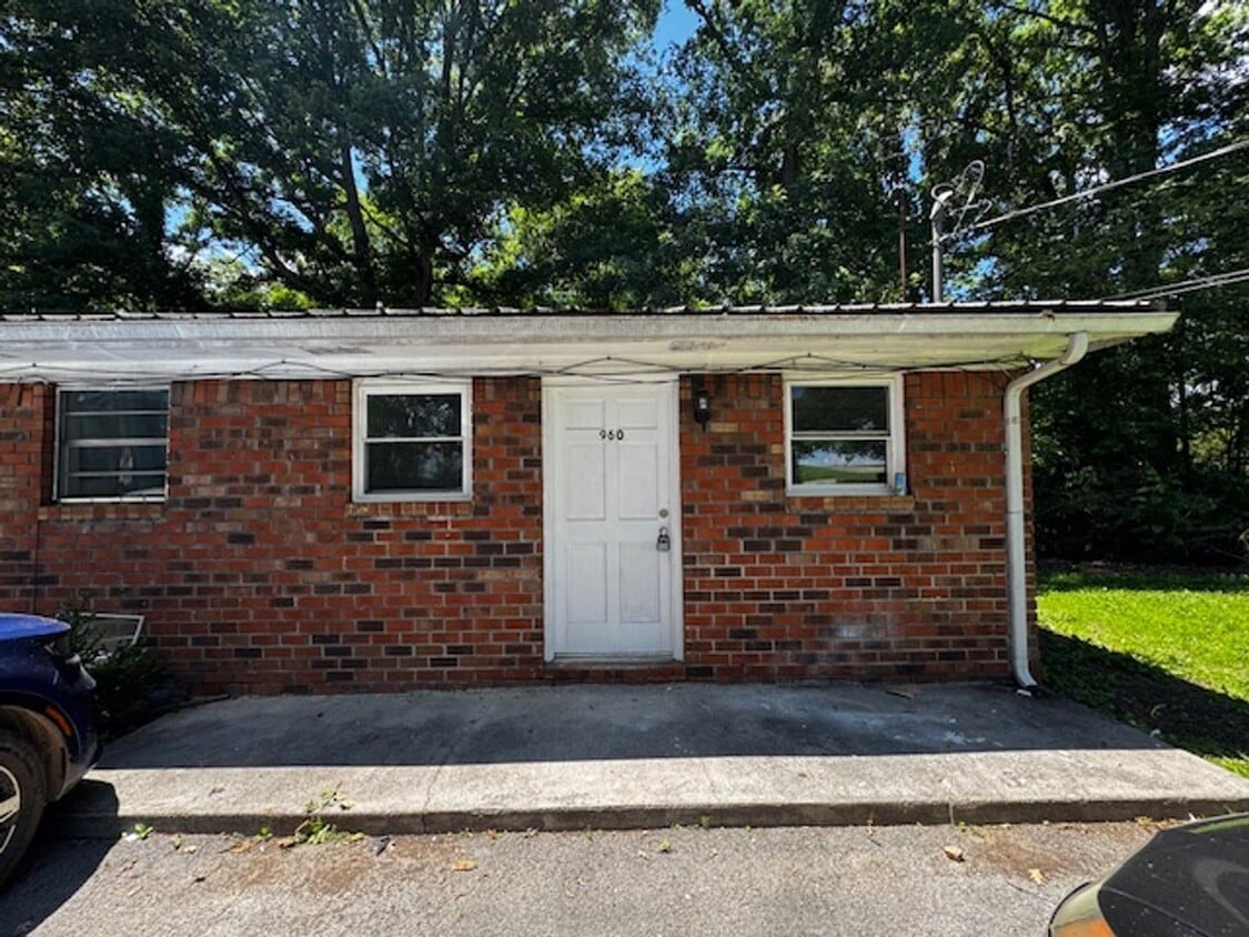 Primary Photo - 50% OFF FIRST MONTH'S RENT IN JULY! 1 Bed ...
