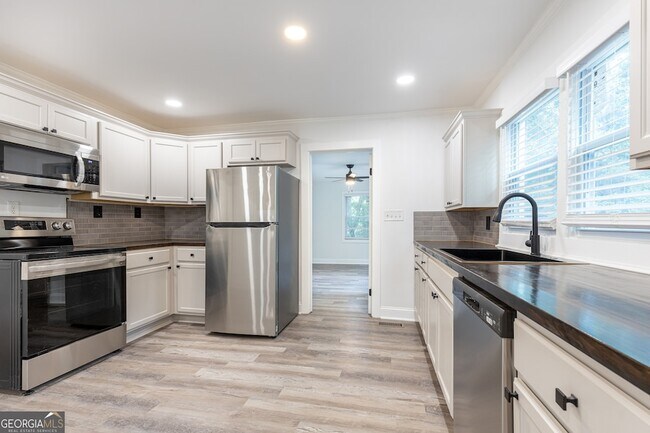 Foto del edificio - 4175 Cottage Ln