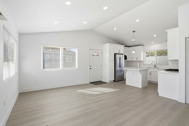 Building Photo - Just Built Two Bedroom Property!