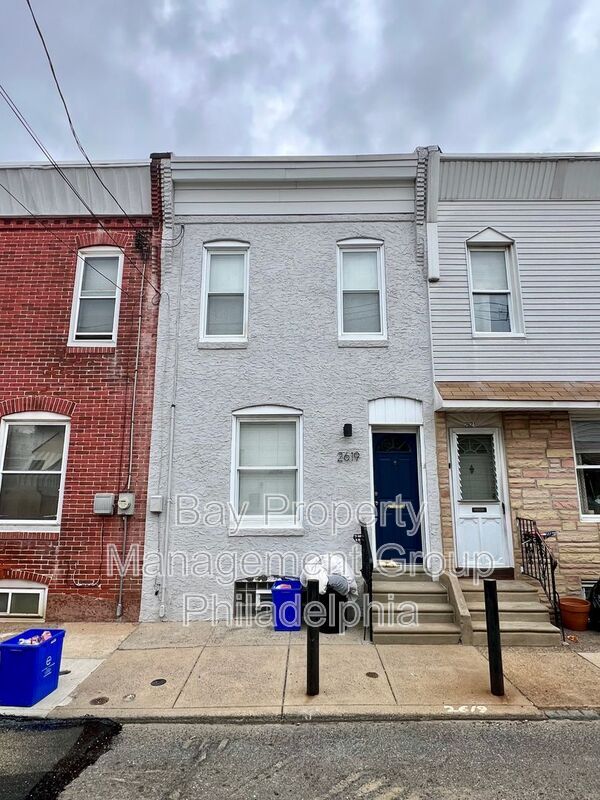 Building Photo - 2619 E Birch St