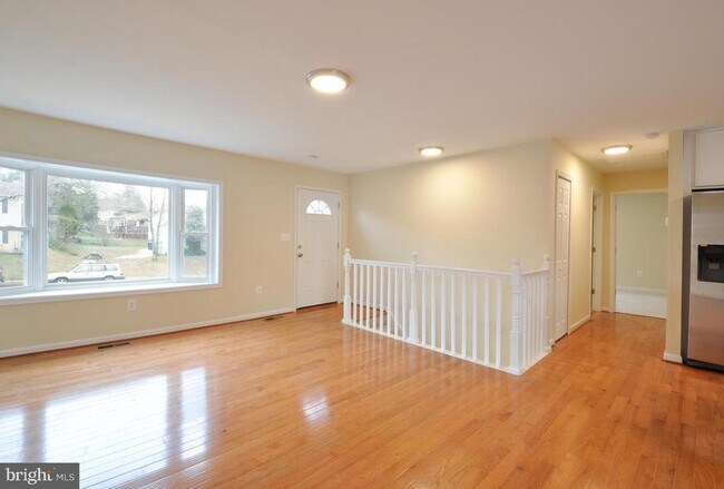 Foto del edificio - 14006 Mapledale Ave