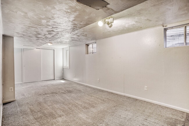 Foto del edificio - 377 Depew St