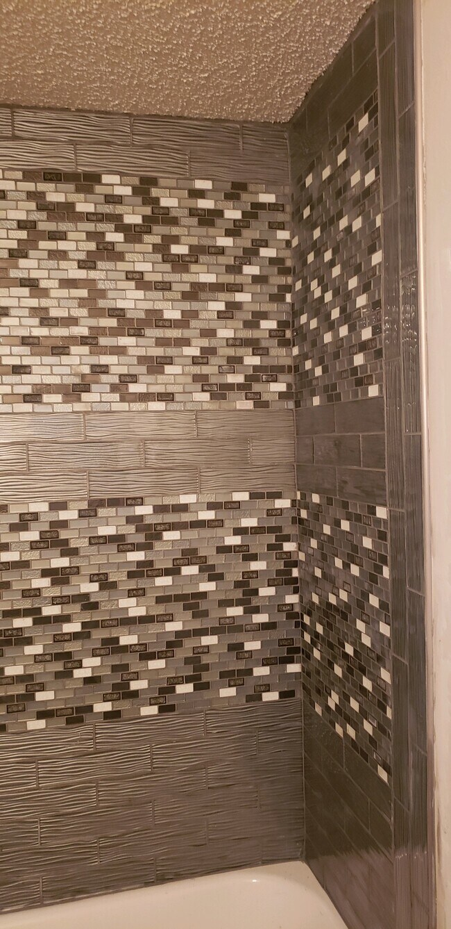 Foto del edificio - 3717 Brentwood Dr