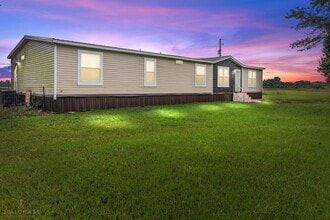 Building Photo - 4638 Benton Rd