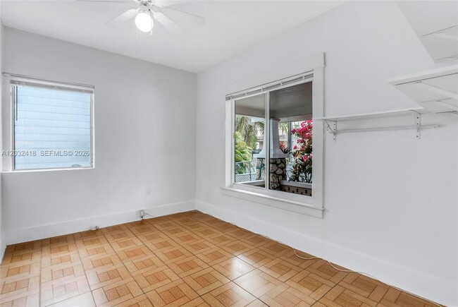 Foto del edificio - 1243 SW 3rd St