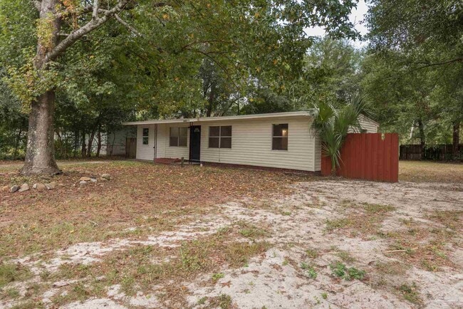 Building Photo - 6403 Skyline Dr