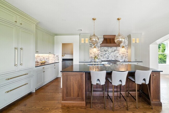 Foto del edificio - 152 Winchester St