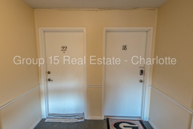 Foto del edificio - 10218 Rose Meadow Ln