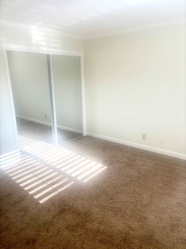 Foto del edificio - 444 Richmond Dr