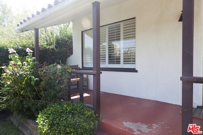 Building Photo - 12913 Zanja St