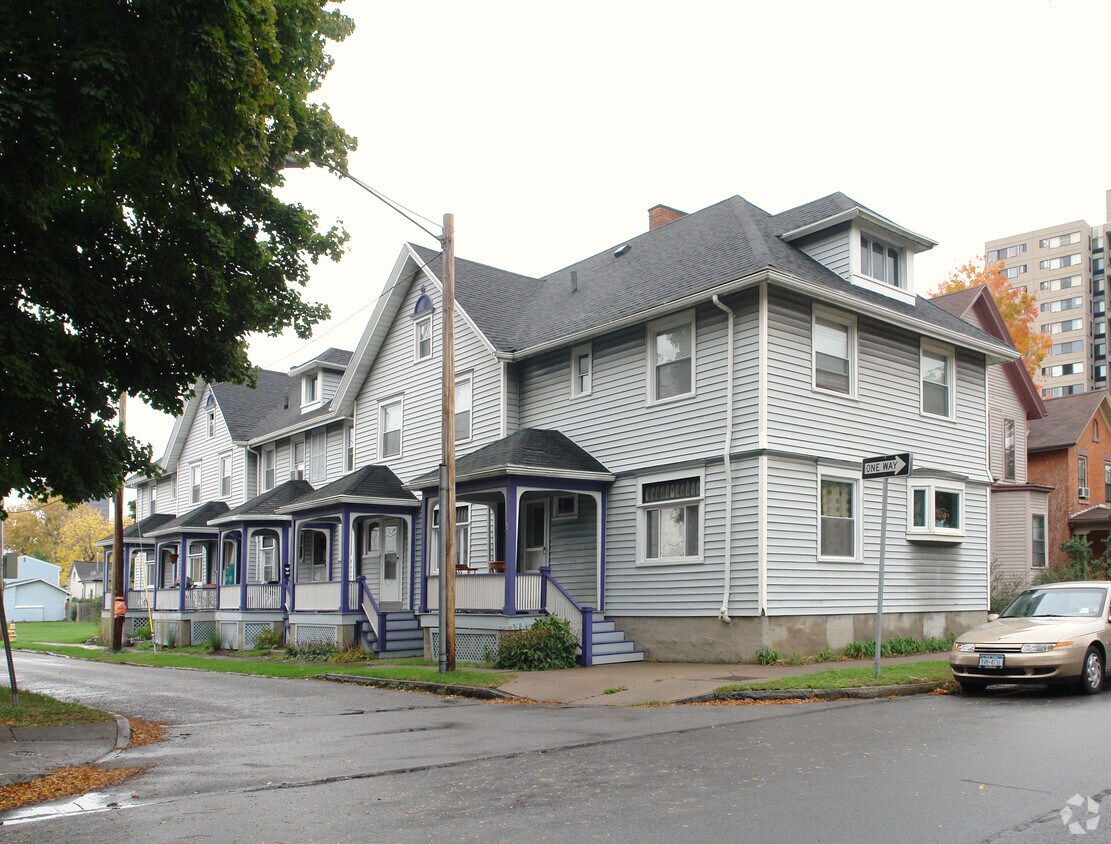 Primary Photo - 16-24 Walton St